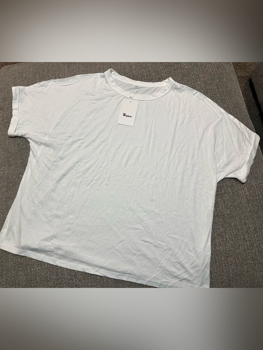 Women’s White T-Shirt XXL New With Tags